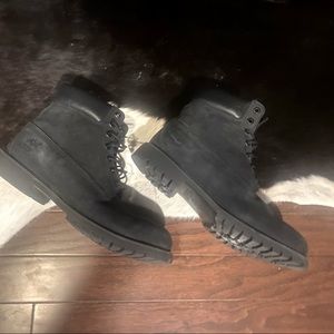 Black Nubuck Timberland size 13 (used)